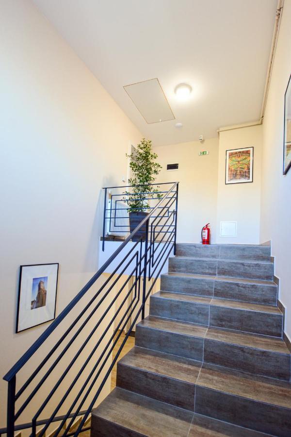 Mandarin Premium Apartments Targu Mures Exterior photo